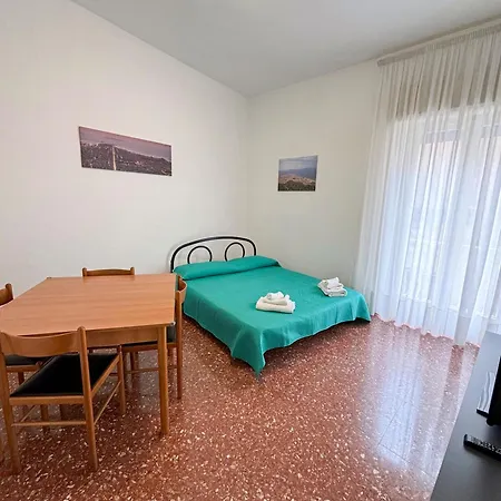 Apartment Bed Cammareri *